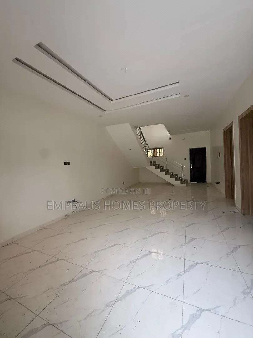 3bdrm Duplex in Abraham Adesanya Estate for rent photo 4