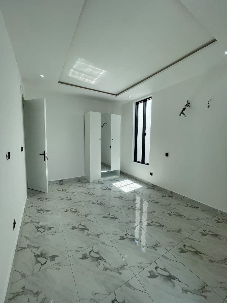 5bdrm Duplex in Chevron for sale photo 4