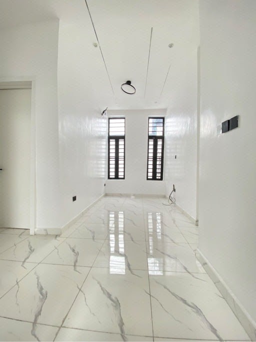 5 bedroom fully detached duplex with bq photo 7