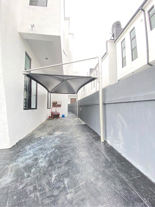 5 bedroom fully detached duplex with bq photo 9