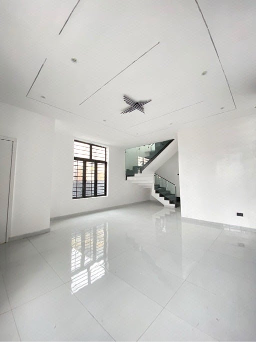 5 bedroom fully detached duplex with bq photo 12
