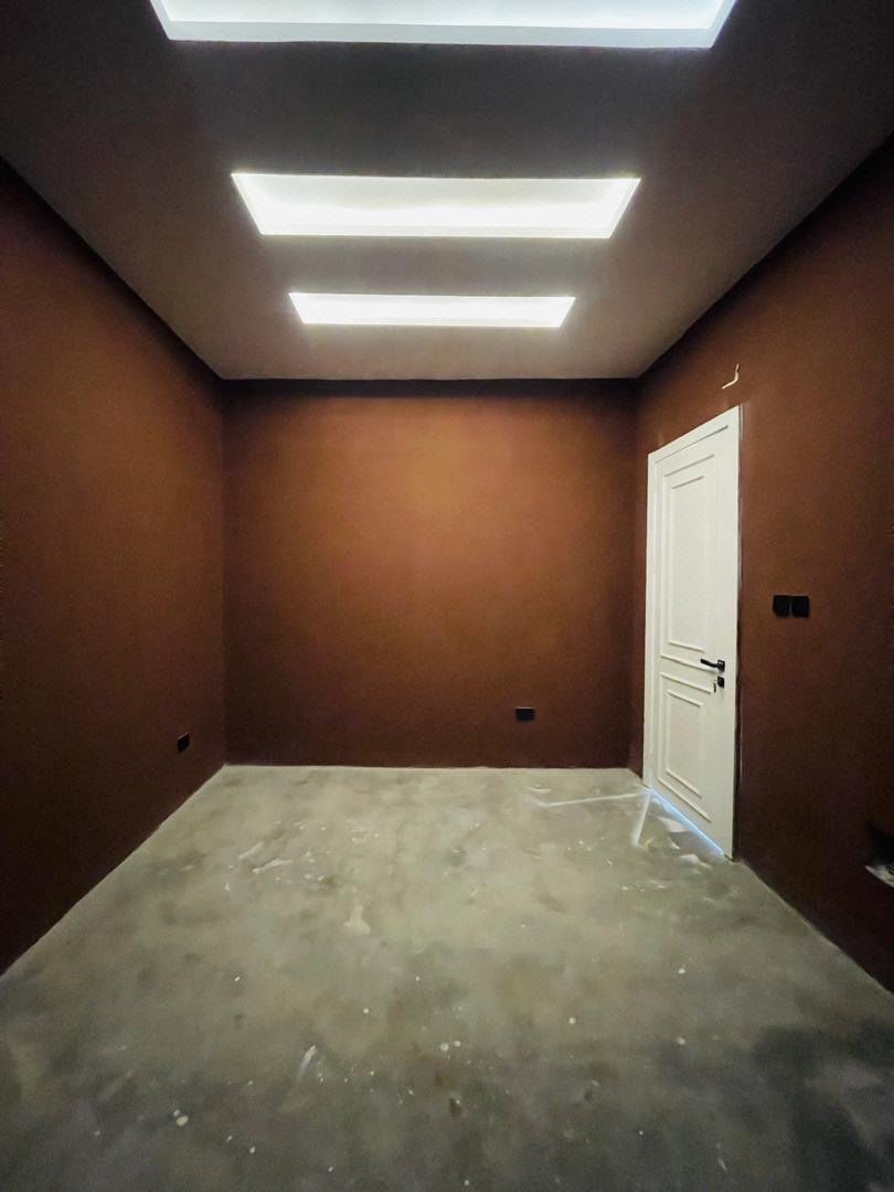 5 luxury bedroom photo 13