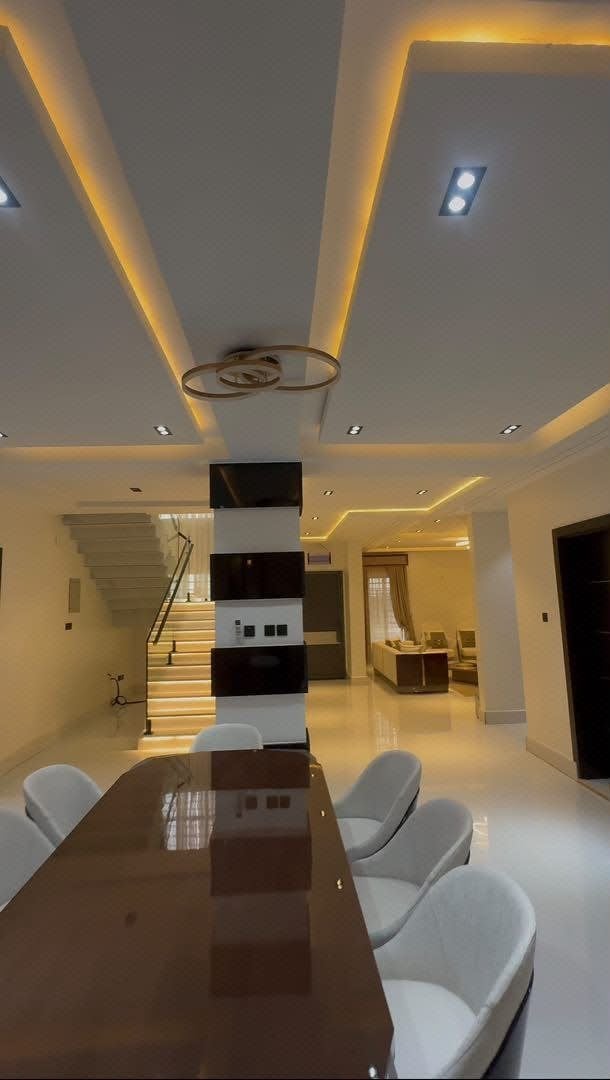 6-bedroom duplex for sale in Independence Layout Phase 2, photo 5