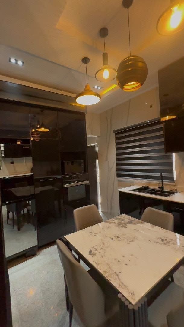 6-bedroom duplex for sale in Independence Layout Phase 2, photo 6