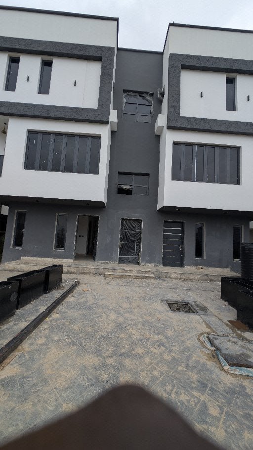Luxury five bedroom duplex photo 19