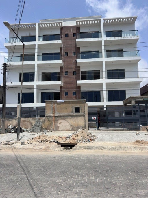 2 bedroom apartment with bq Lekki lagos photo 2