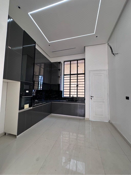 3 bedroom apartment Lekki lagos photo 4