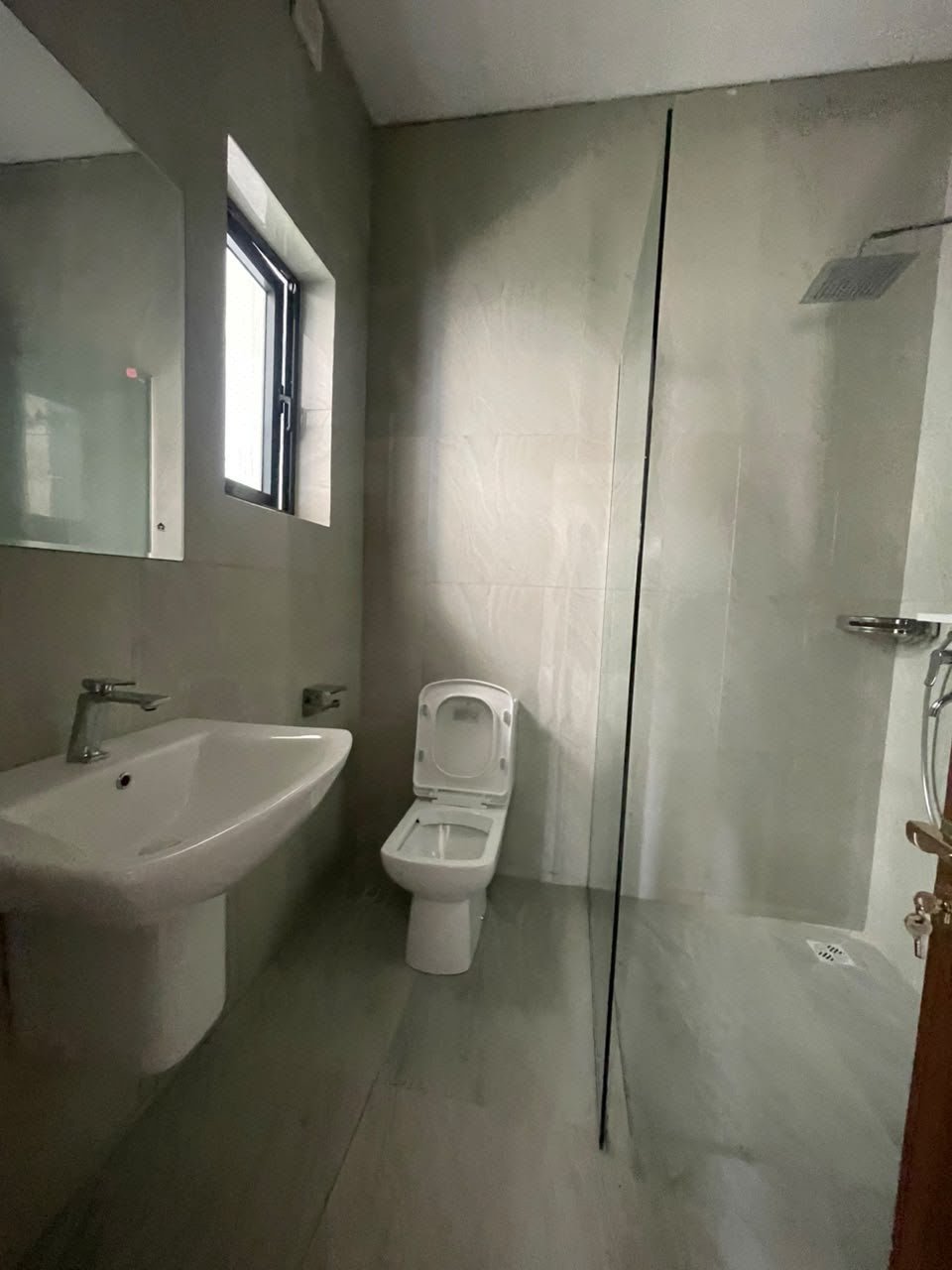 Brand New 3 Bedroom Duplex with BQ photo 11