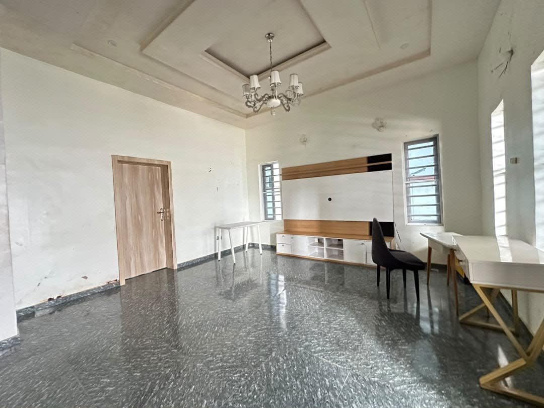 4 Bedroom Terraced House for rent in Orchids Road, Lekki photo 6