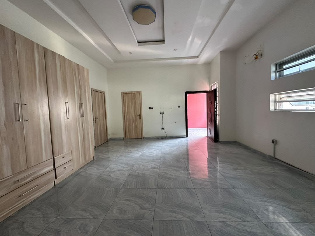 4 Bedroom Terraced House for rent in Orchids Road, Lekki photo 14
