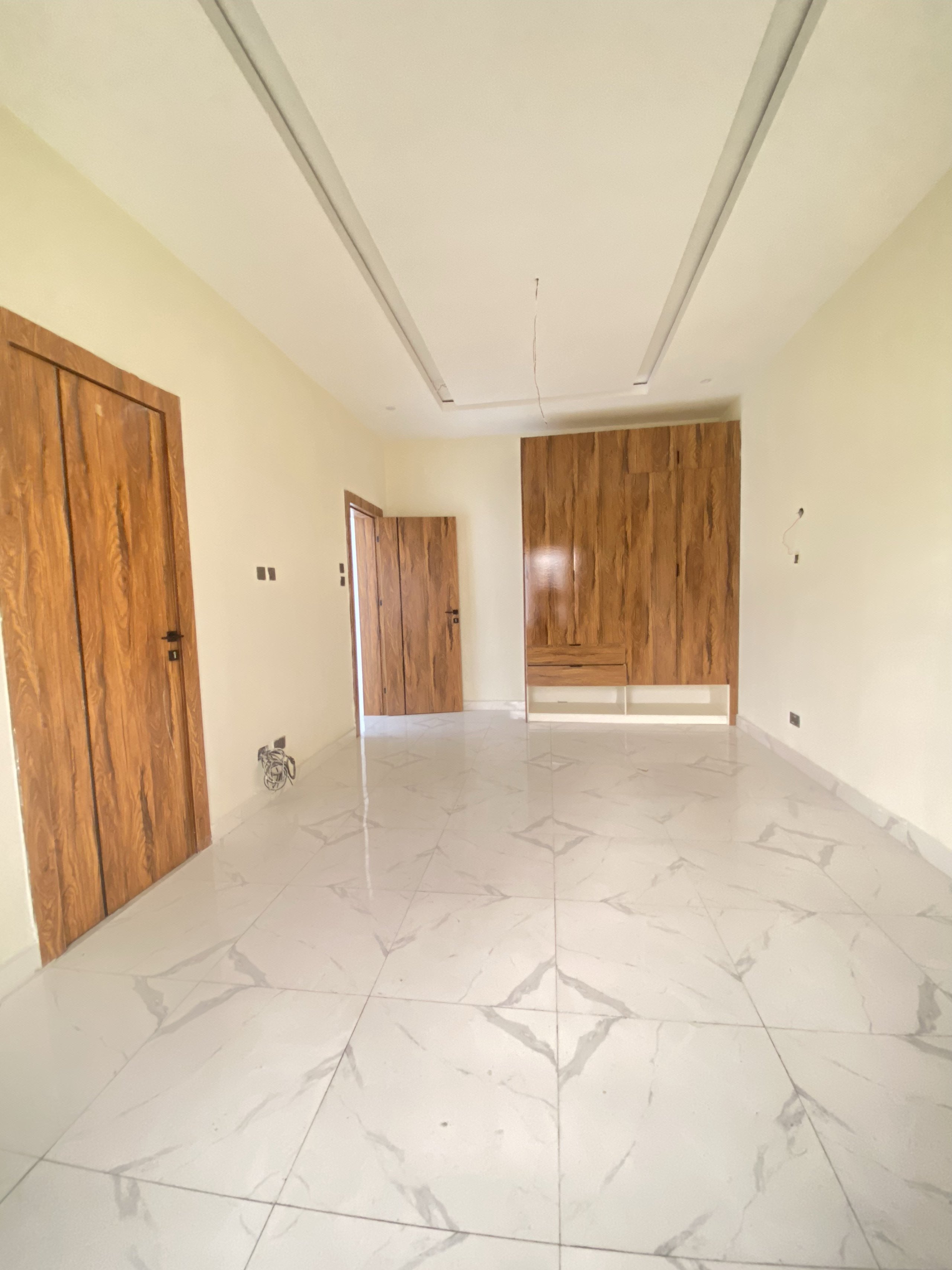 3-bedroom terraced house for rent in Lekki photo 11