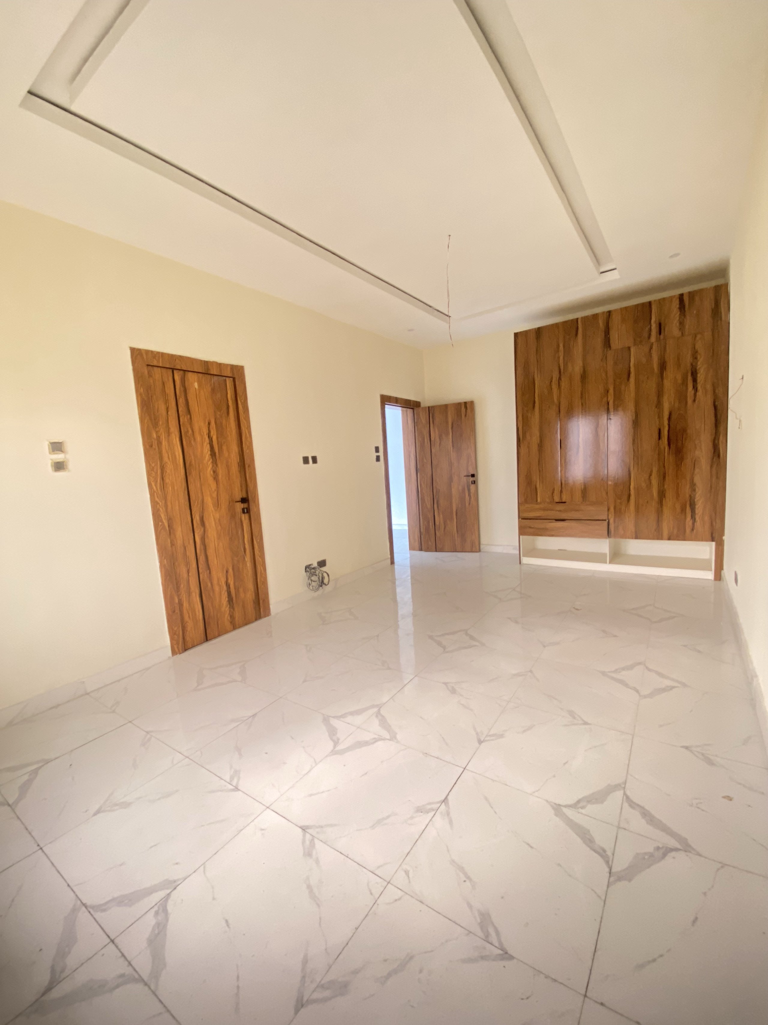 3-bedroom terraced house for rent in Lekki photo 12