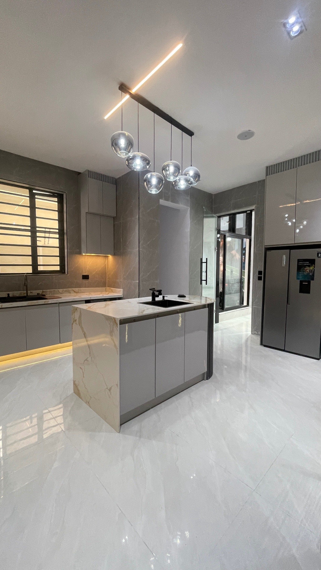 5-bedroom fully detached house for sale in Lagos photo 6