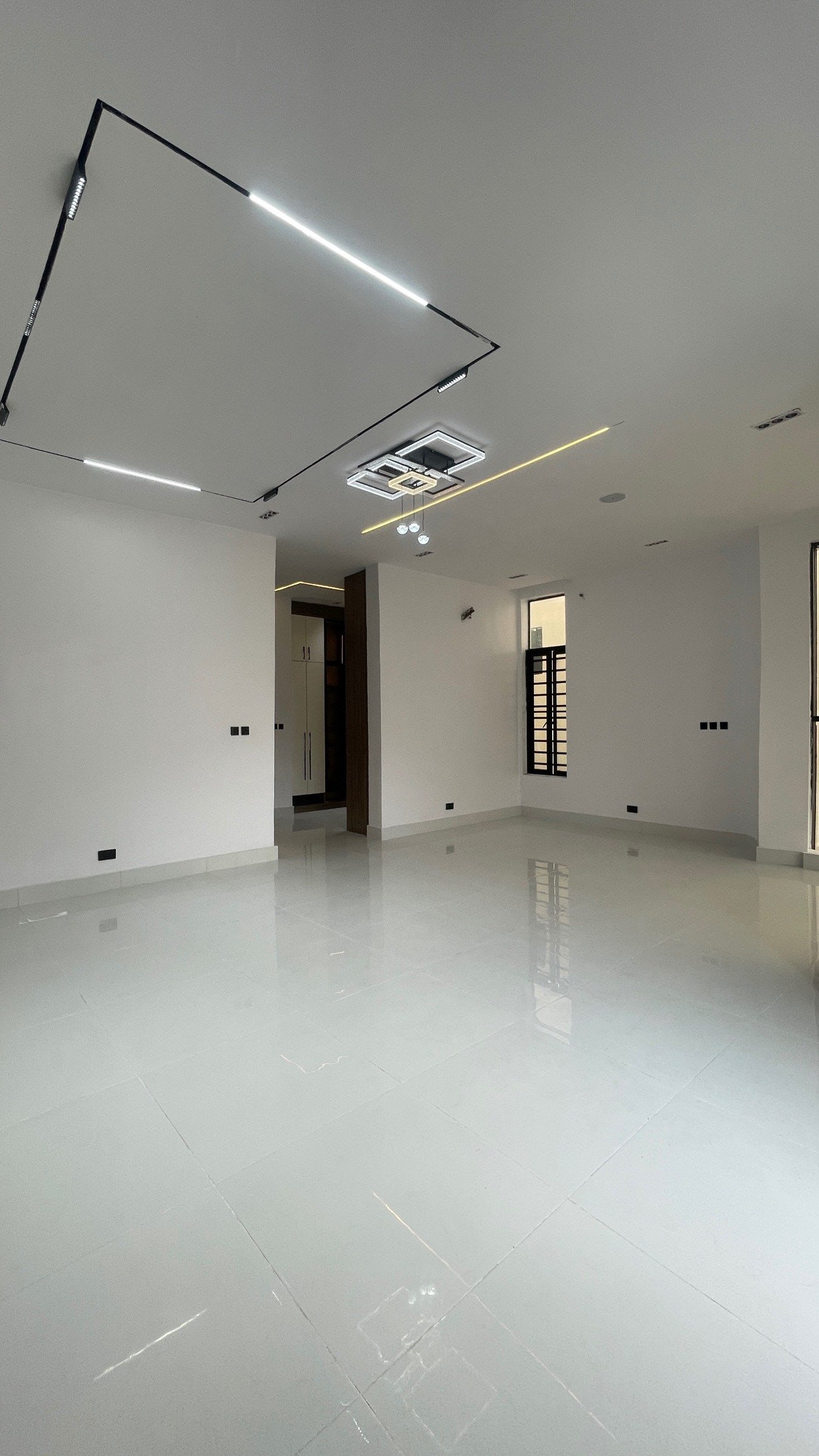 5-bedroom fully detached house for sale in Lagos photo 13
