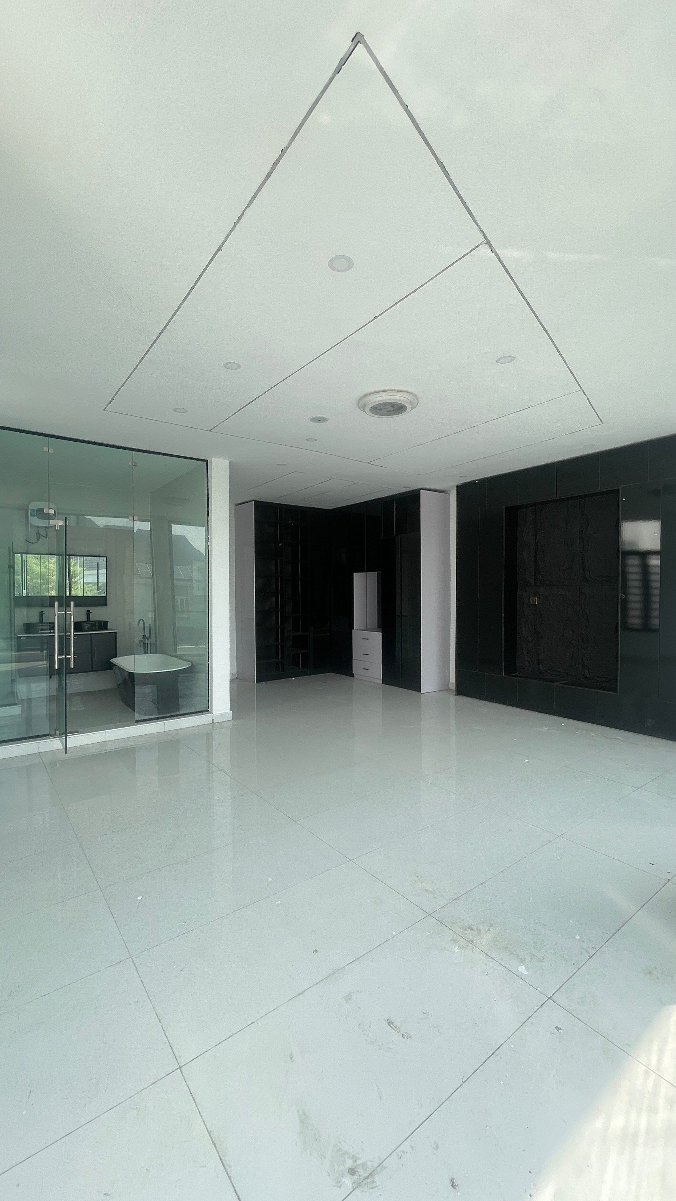 A BRAND NEW, MASSIVE 5 BEDROOM  FULLY DETACHED DUPLEX  + BQ + SWIMMING POOL A SECURED AND FLOOD FREE ESTATE IN THE CHEVRON / ELEGANZA VICINITY - LEKKI photo 13