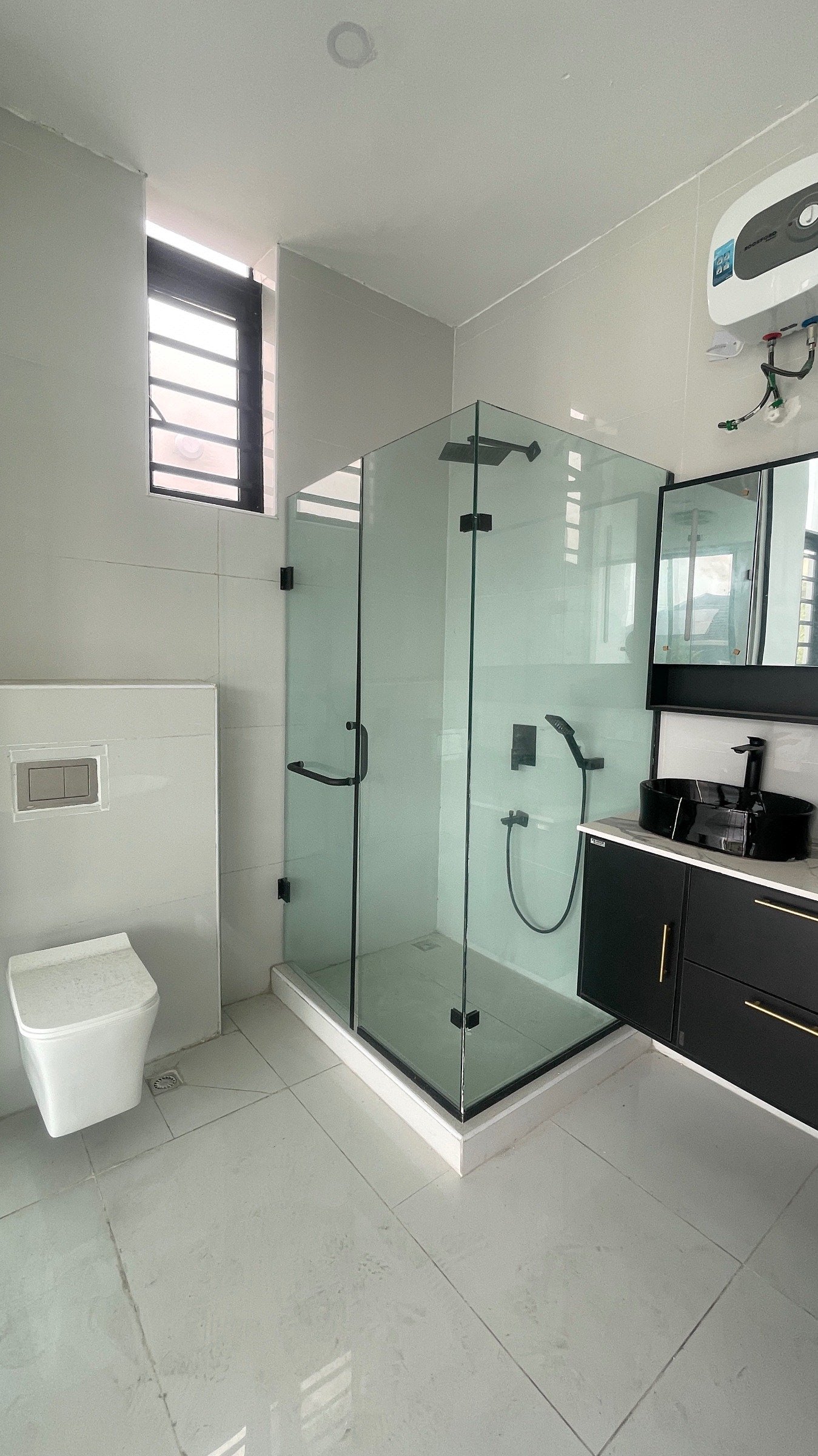 A BRAND NEW, MASSIVE 5 BEDROOM  FULLY DETACHED DUPLEX  + BQ + SWIMMING POOL A SECURED AND FLOOD FREE ESTATE IN THE CHEVRON / ELEGANZA VICINITY - LEKKI photo 17