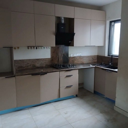 Exquisite 3 Bedroom Apartment in a Serene Location photo 3