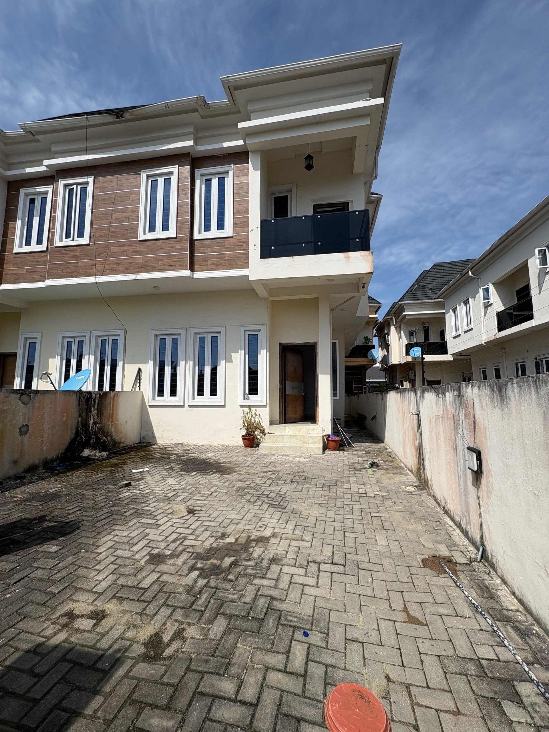 4-bedroom duplex for rent in Lagos photo 2