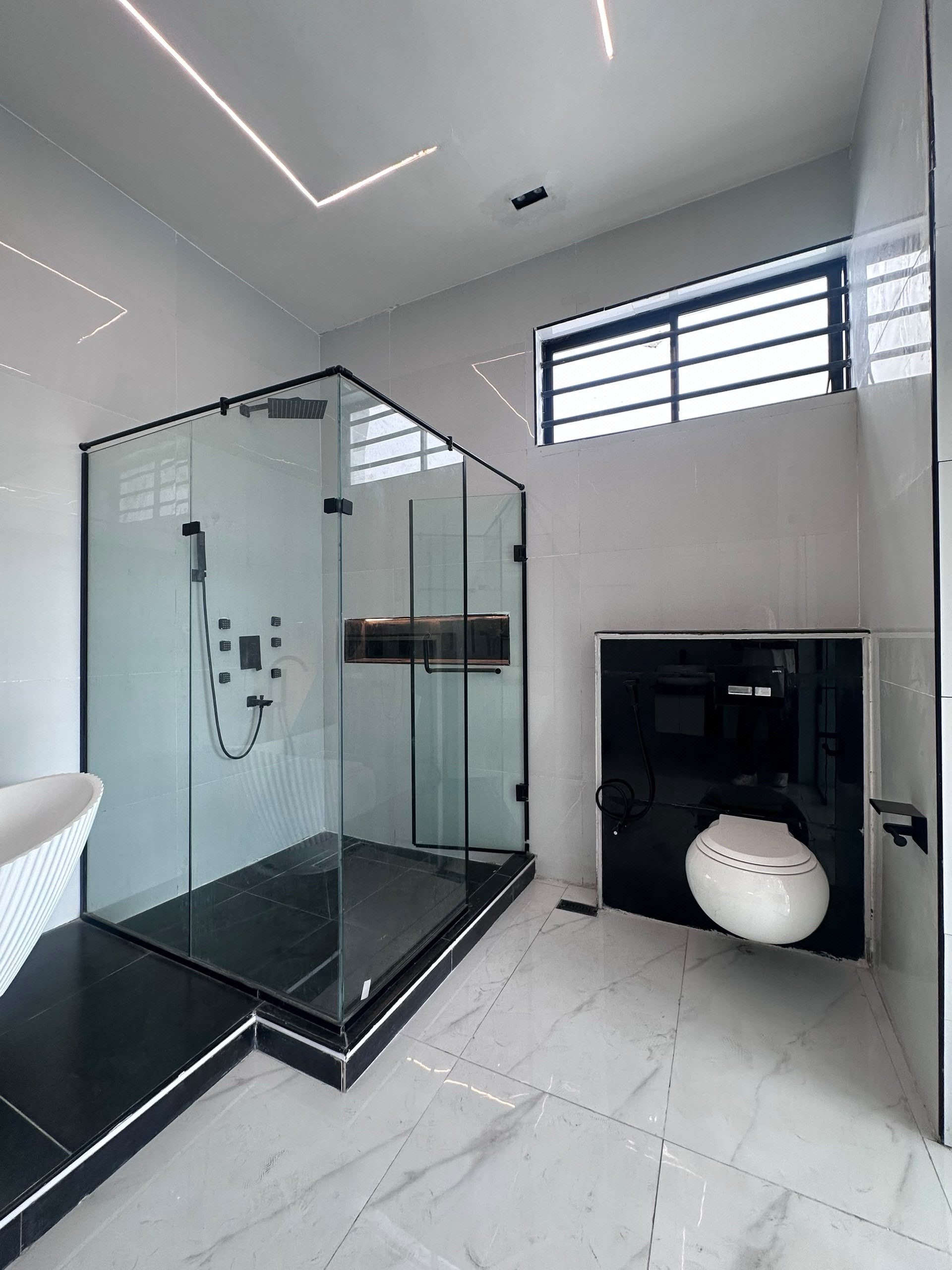 6-bedroom duplex for sale in Lekki photo 2