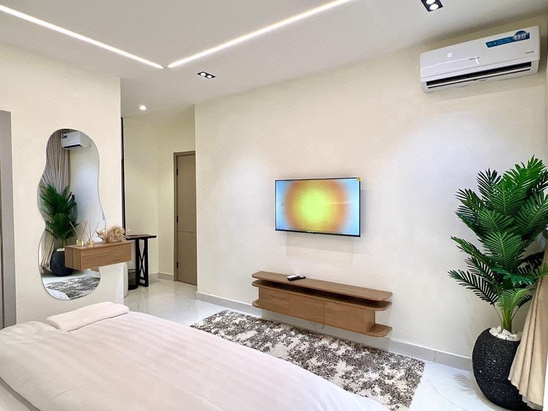 Smart luxury 2 bedroom maisonette lekki photo 16