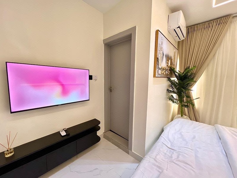 Smart luxury 2 bedroom maisonette lekki photo 13