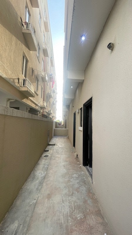 A STYLISH / PERFECTLY BUILT, 5BDR DETACHED 2 STORY DUPLEX + MASTERS LOUNGE + BOYS QUARTERS photo 18