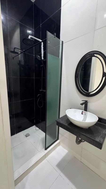 Brand New 5-Bedroom Fully Detached Duplex + BQ | Lekki Palm City | ₦260M photo 24