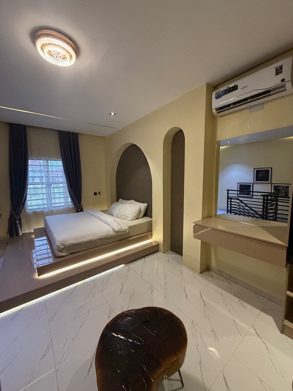 Cosy 1bed Loft Apartment in Enugu photo 2