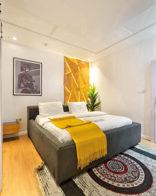 2 bedroom maisonette photo 25