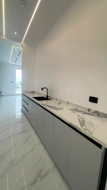 A Grand, Luxury Styled 5 - Bedroom Semi Detached Mansion + Cinema + Gym + Elevator + Office Space + BQ + Swimming Pool in Ikate photo 16