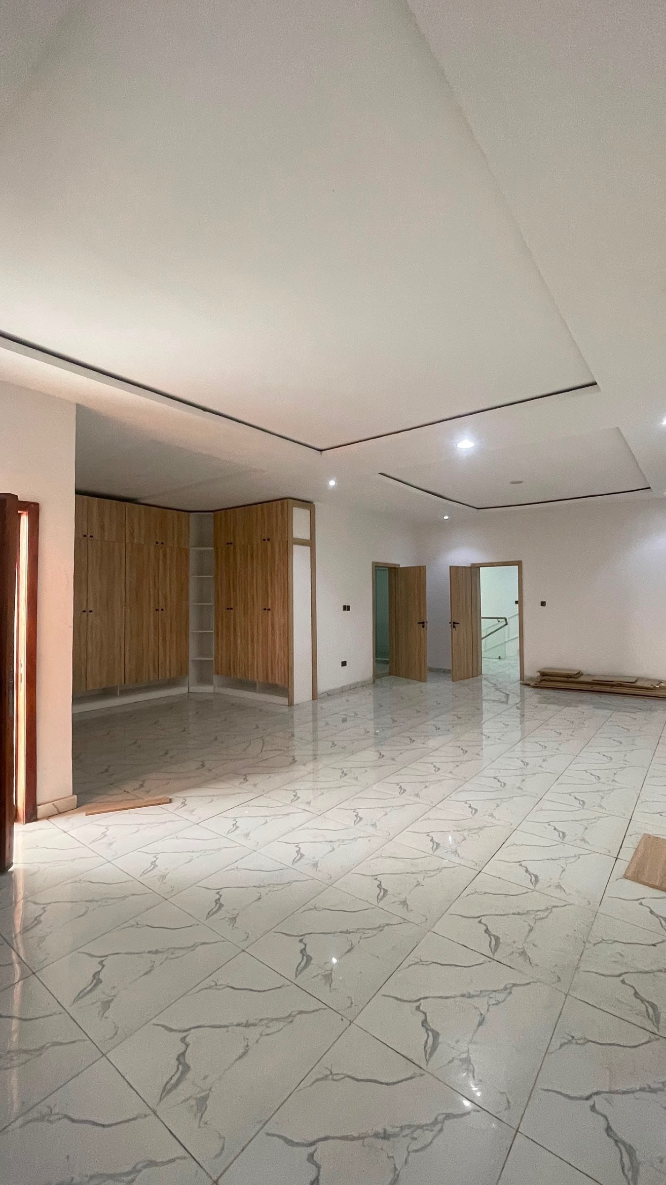 WELL BUILT MASSIVE 6BDR DETACHED DUPLEX + BQ photo 14