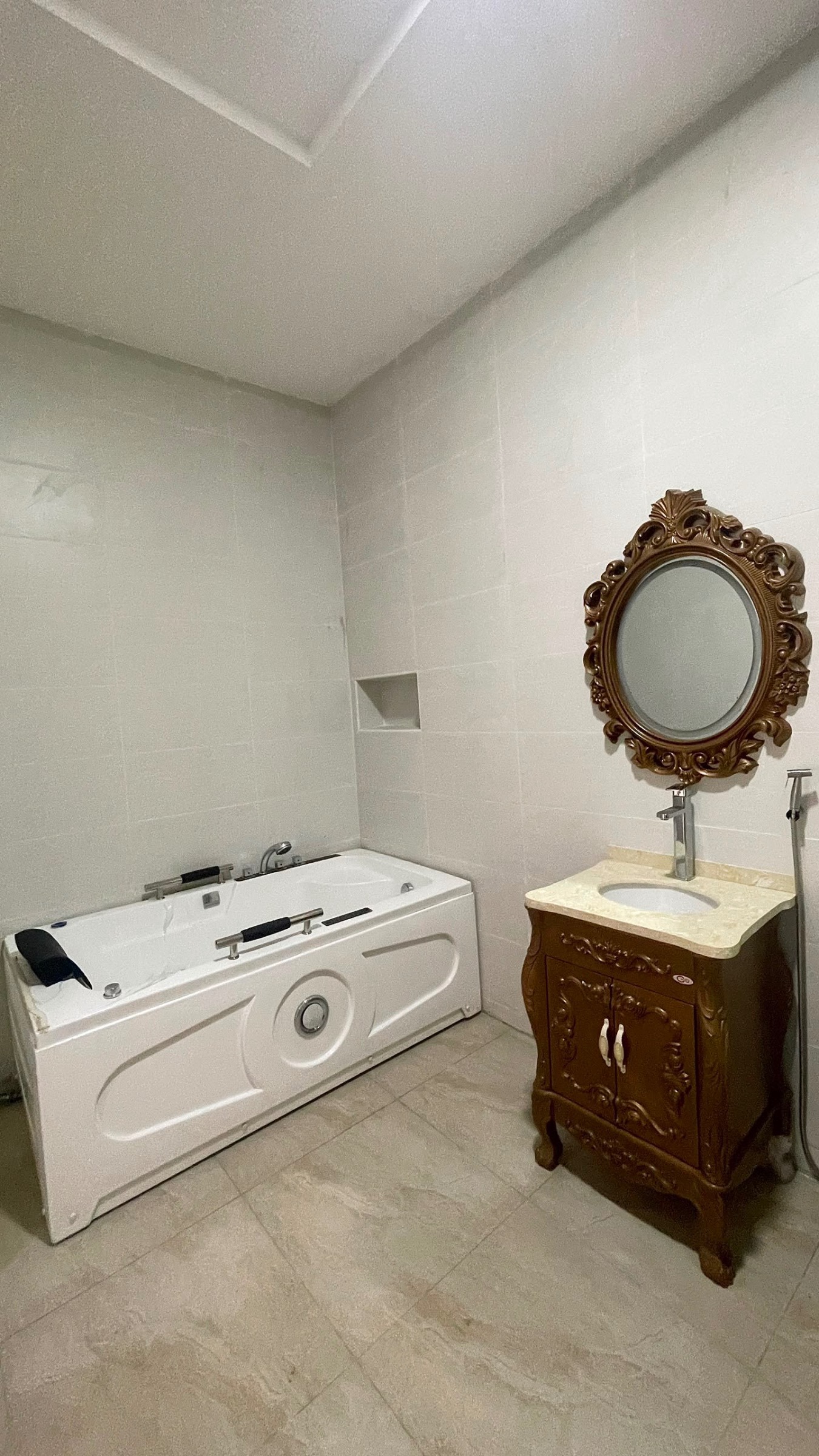 WELL BUILT MASSIVE 6BDR DETACHED DUPLEX + BQ photo 17