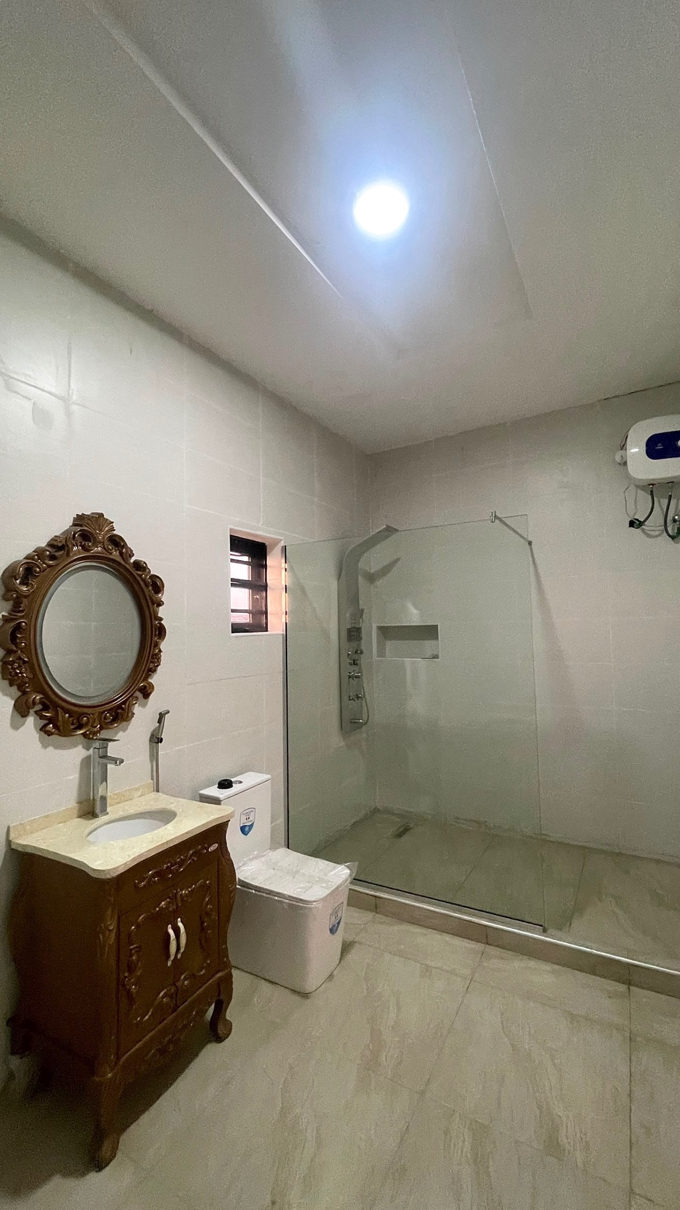 WELL BUILT MASSIVE 6BDR DETACHED DUPLEX + BQ photo 18
