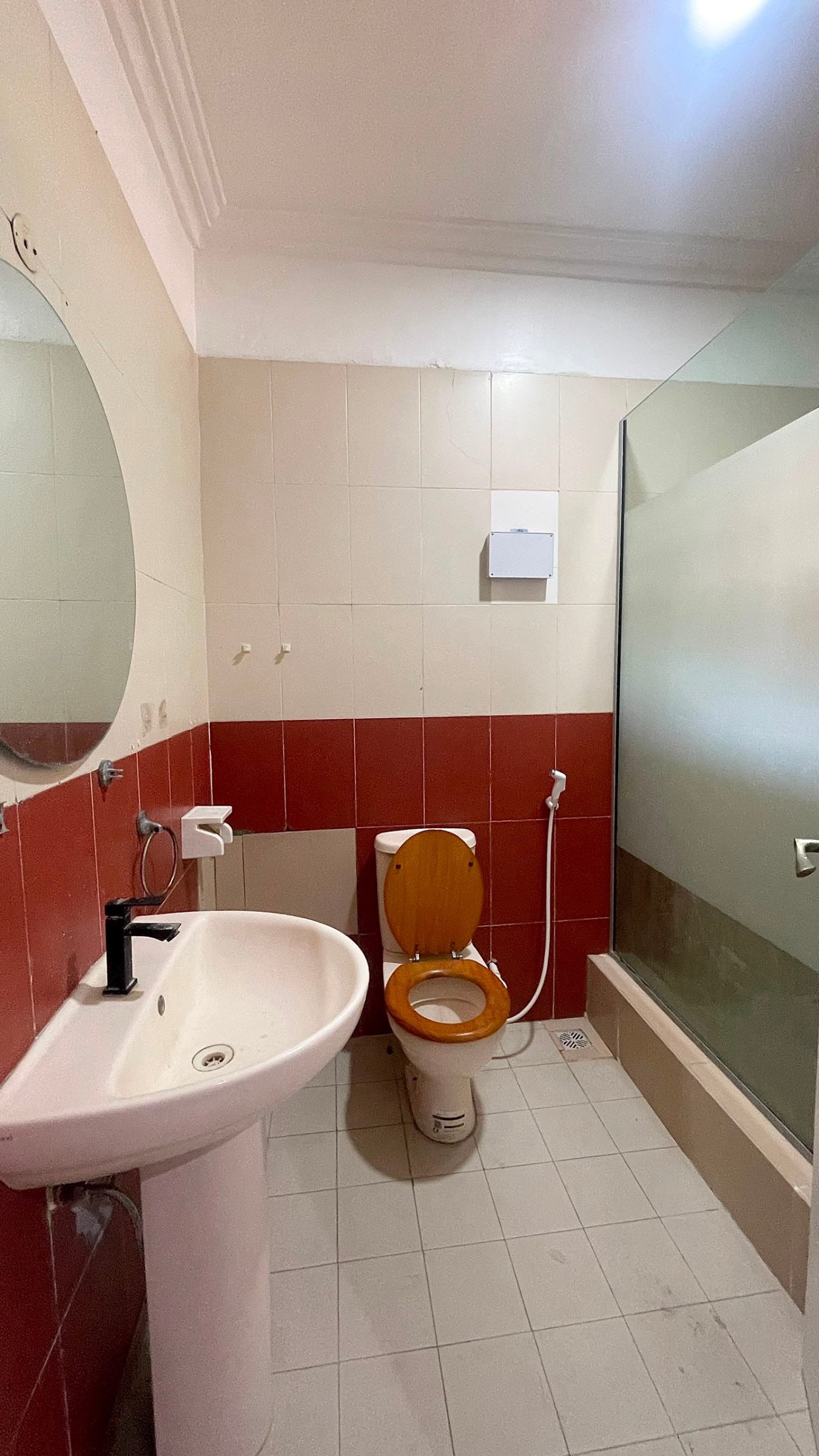 4 bedroom semi detached duplex photo 12