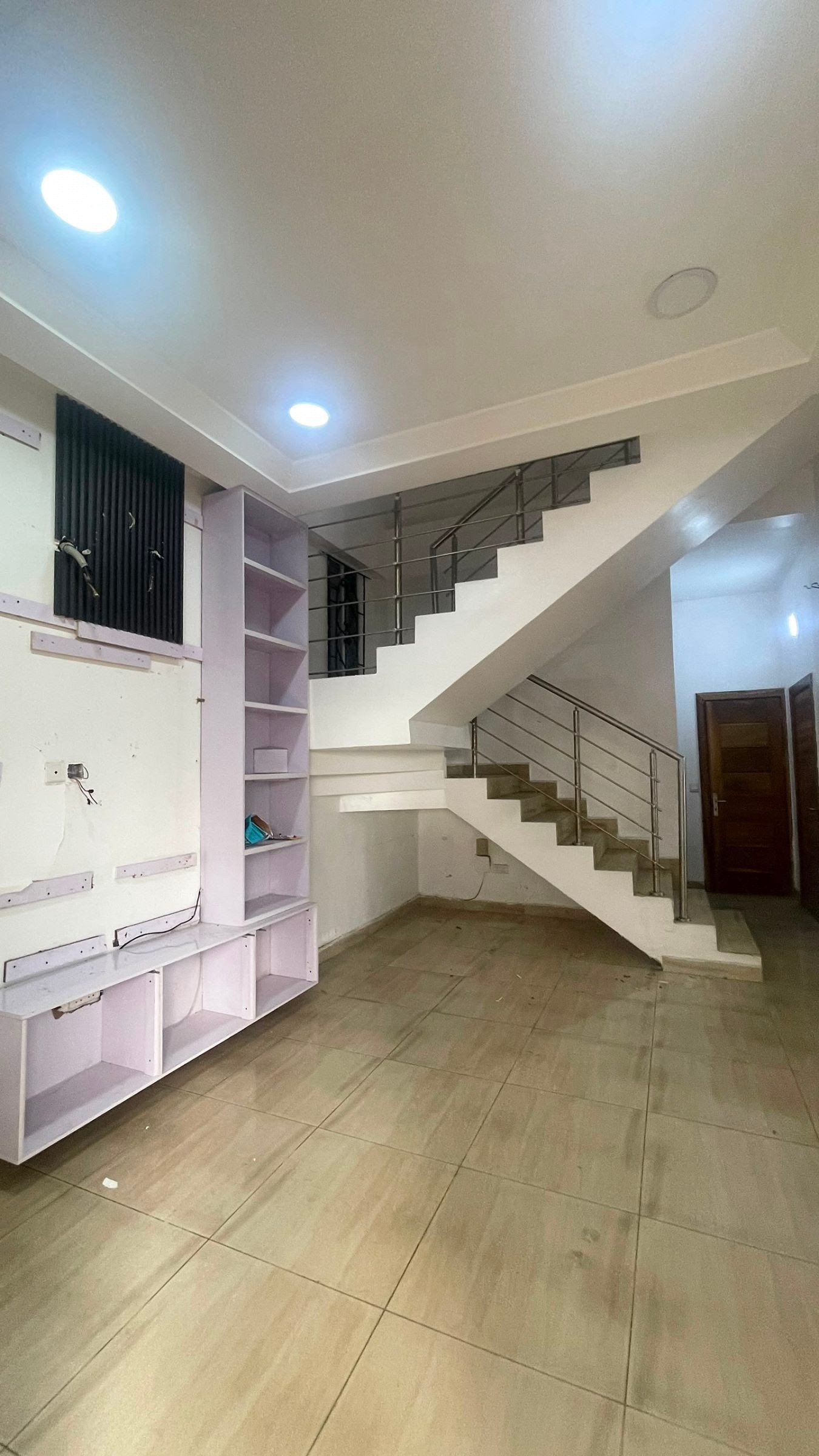A STYLISH 4BDR TERRACE + BQ + ESTATE POOL + GYM + LOUNGE IN A CALM AND PLEASANT ESTATE,  lekki phase 1 photo 4