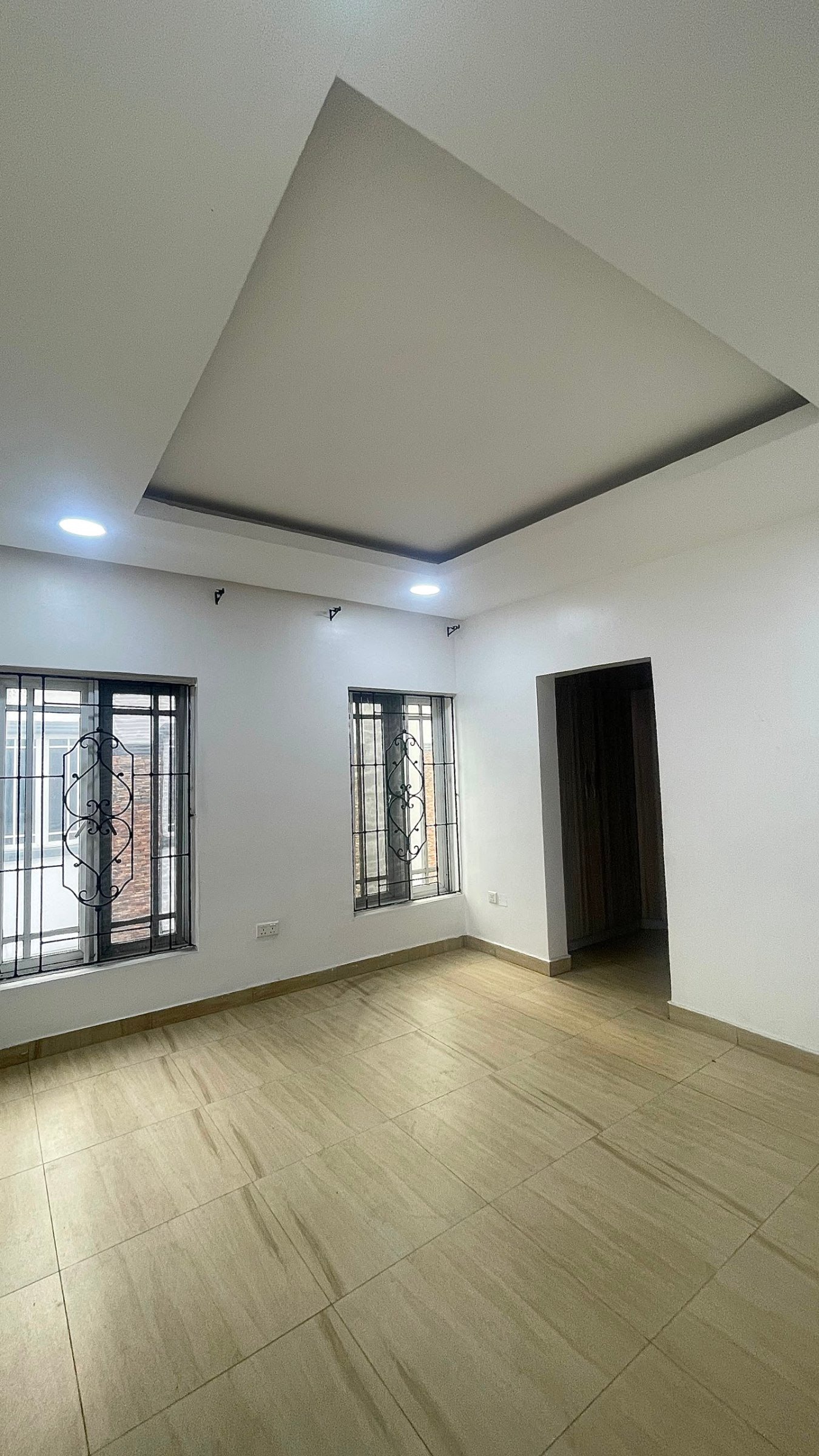 A STYLISH 4BDR TERRACE + BQ + ESTATE POOL + GYM + LOUNGE IN A CALM AND PLEASANT ESTATE,  lekki phase 1 photo 12