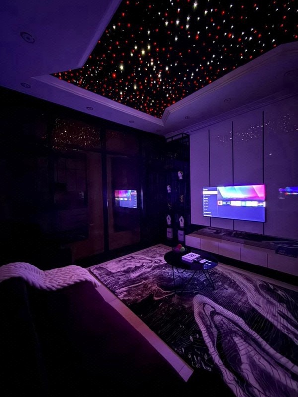 Riviera   Deluxe 1 bedroom bathub apartment with red room. Tastefully furnished and nestled in a serene environment.  Location📍Chevron photo 6