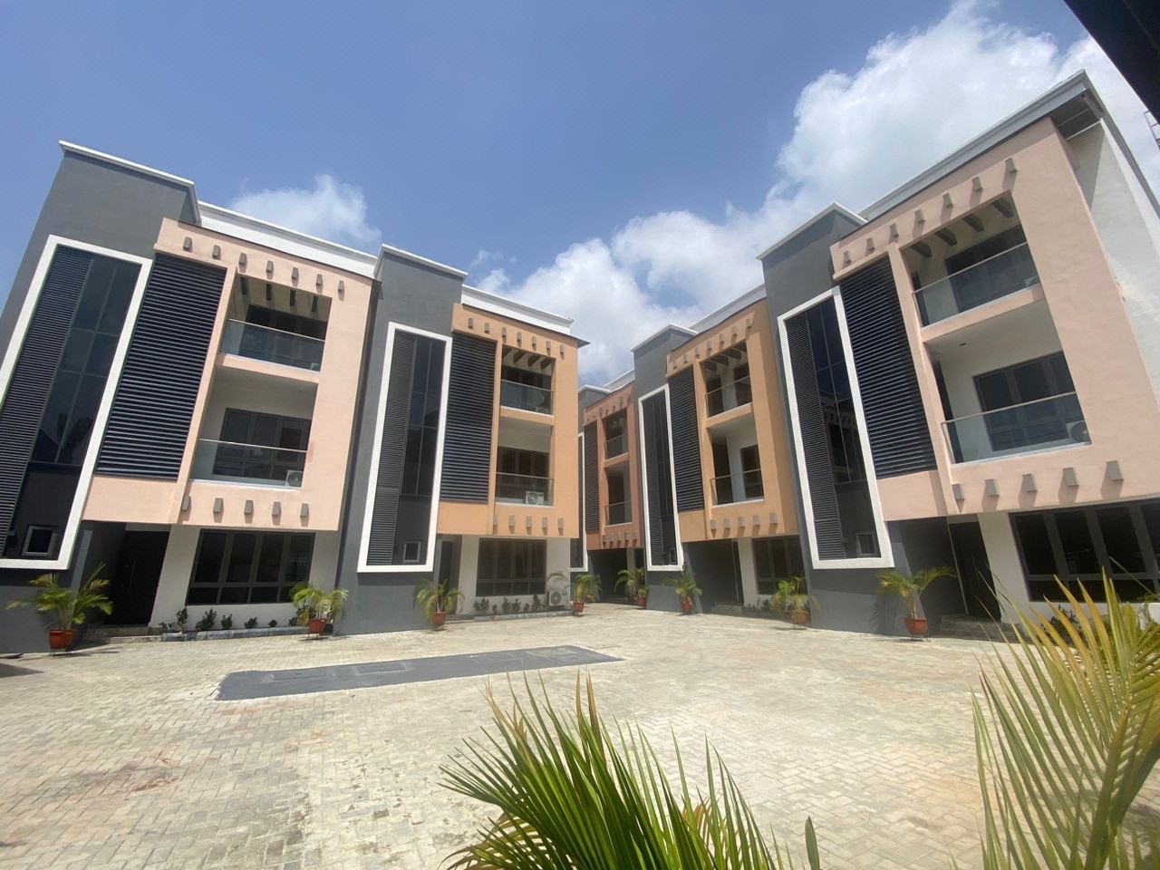 4 Bedroom Terrace Apartment with a room service quarters photo 3