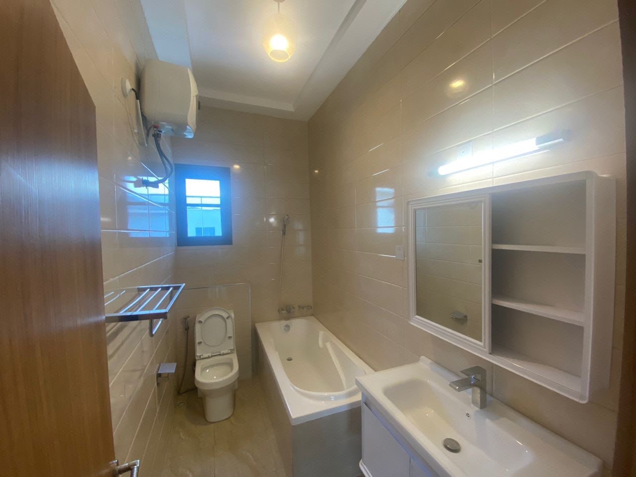4 Bedroom Terrace Apartment with a room service quarters photo 12