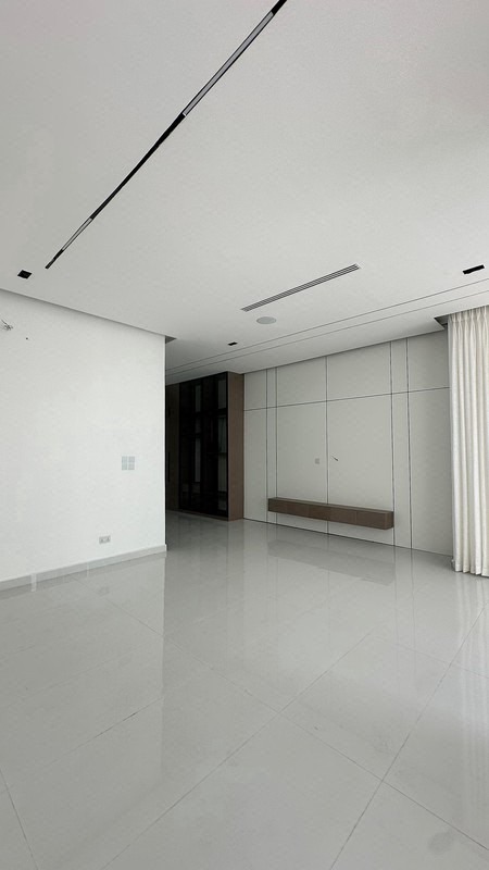 ABSOLUTE AND PRECISELY BUILT, WELL DETAILED, LUXURY 5BDR  DETACHED DUPLEX + ELECTRIC CAR CHARGING PORT + POOL + BOYS QUARTERS photo 11