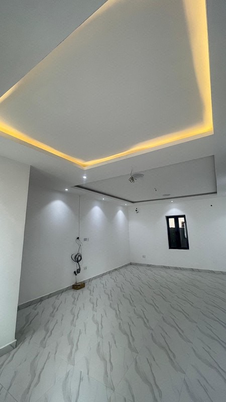 A BRAND NEW 4 BEDROOM TERRACE DUPLEX photo 5