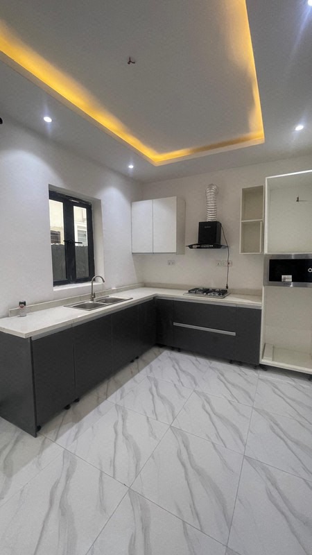 A BRAND NEW 4 BEDROOM TERRACE DUPLEX photo 7