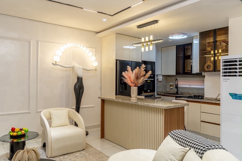 2 bedroom maisonette apartment photo 14