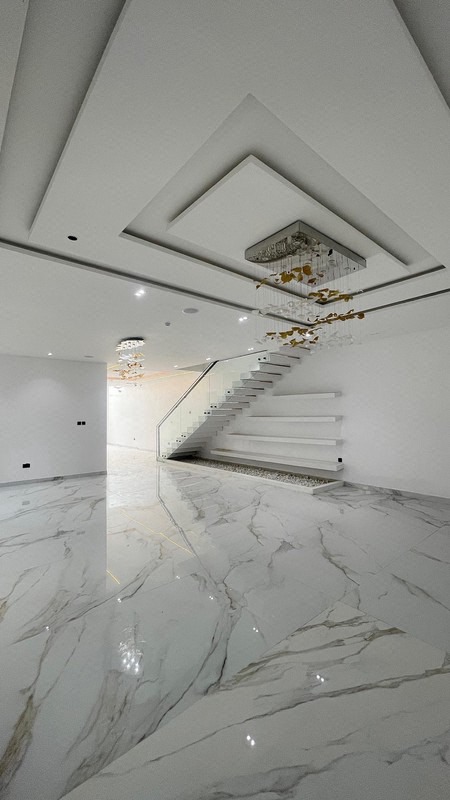 SHARP, LUXURY STYLED, 5BDR  SEMI DETACHED DUPLEX  + ELEVATOR + CINEMA + BQ + POOL IN A  SECURE,  FLOOD FREE, AND TOP NOTCH ESTATE AT IKATE - LEKKI - L photo 4