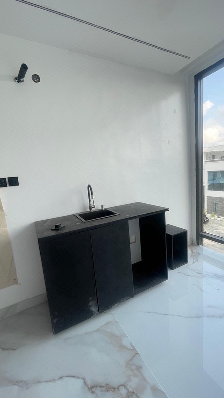 SHARP, LUXURY STYLED, 5BDR  SEMI DETACHED DUPLEX  + ELEVATOR + CINEMA + BQ + POOL IN A  SECURE,  FLOOD FREE, AND TOP NOTCH ESTATE AT IKATE - LEKKI - L photo 12