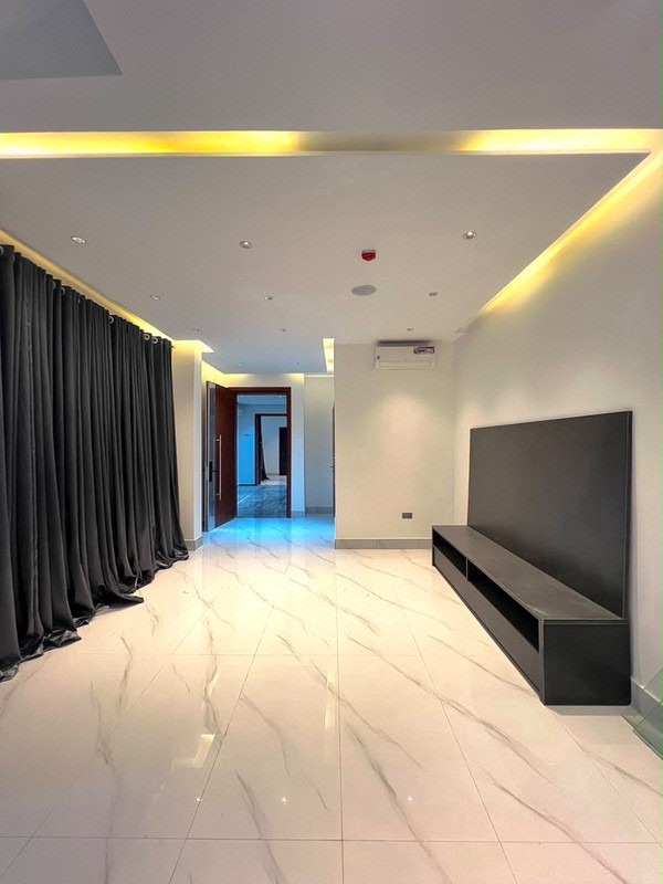 Luxury and modern 3-bedroom apartment with elevator and rooftop lounge photo 20