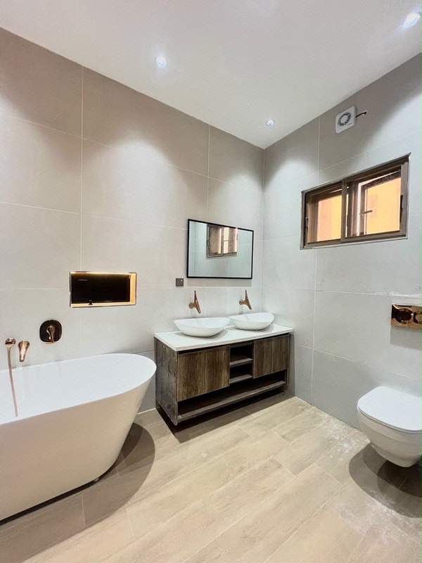 Luxury and modern 3-bedroom apartment with elevator and rooftop lounge photo 16