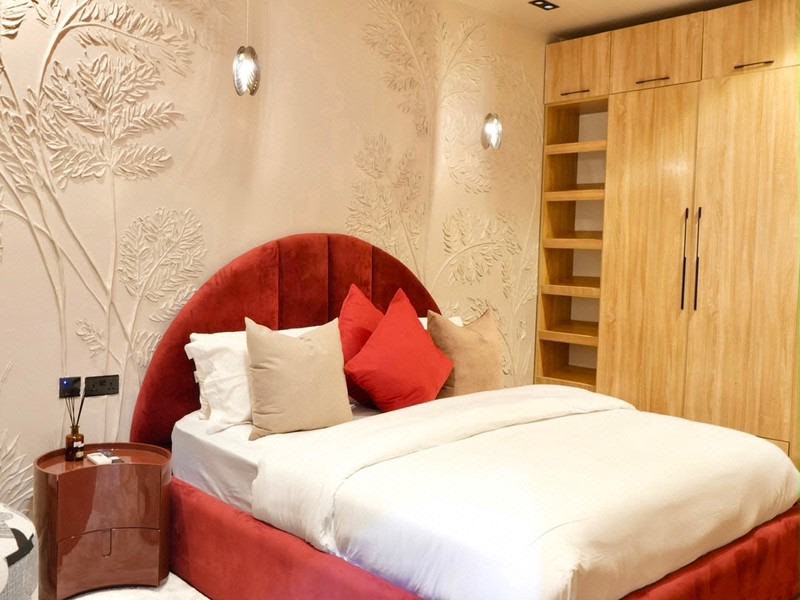 Lovely 2 bed photo 7