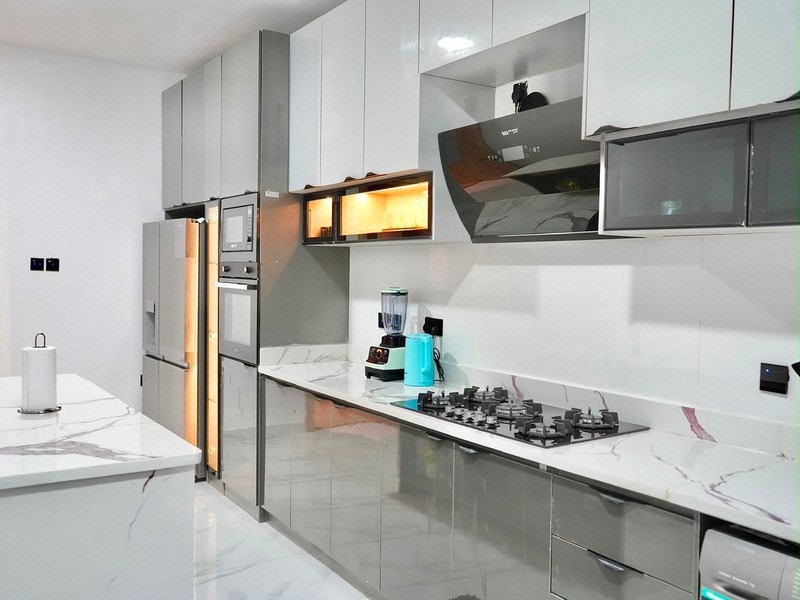 Lovely 2 bed photo 8