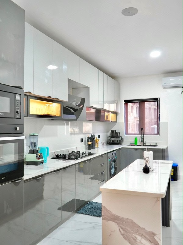 Lovely 2 bed photo 10